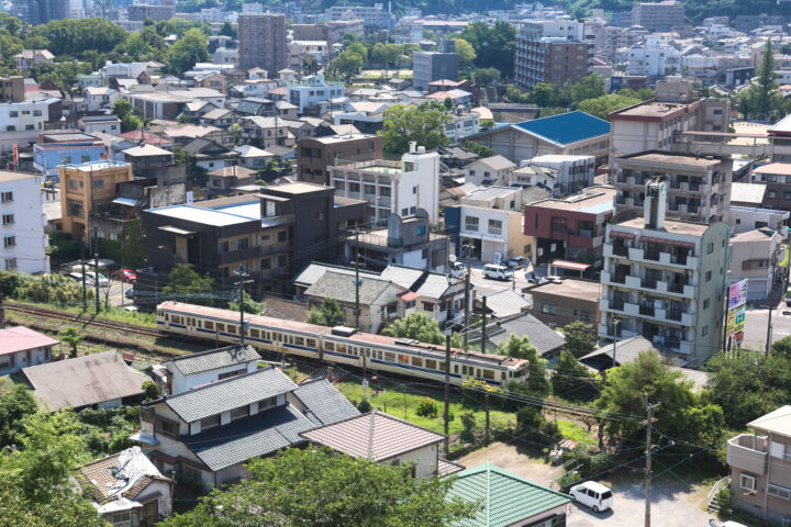 福岡文化シャッター販売｜春日市 シャッター修理・交換の画像